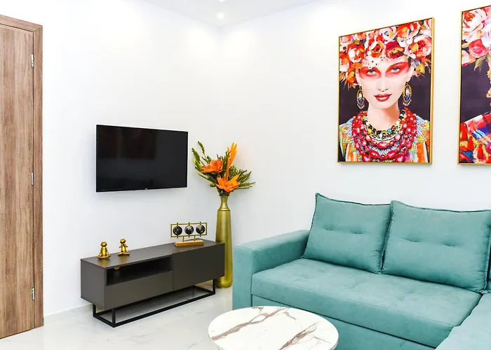 La Perla Apartments